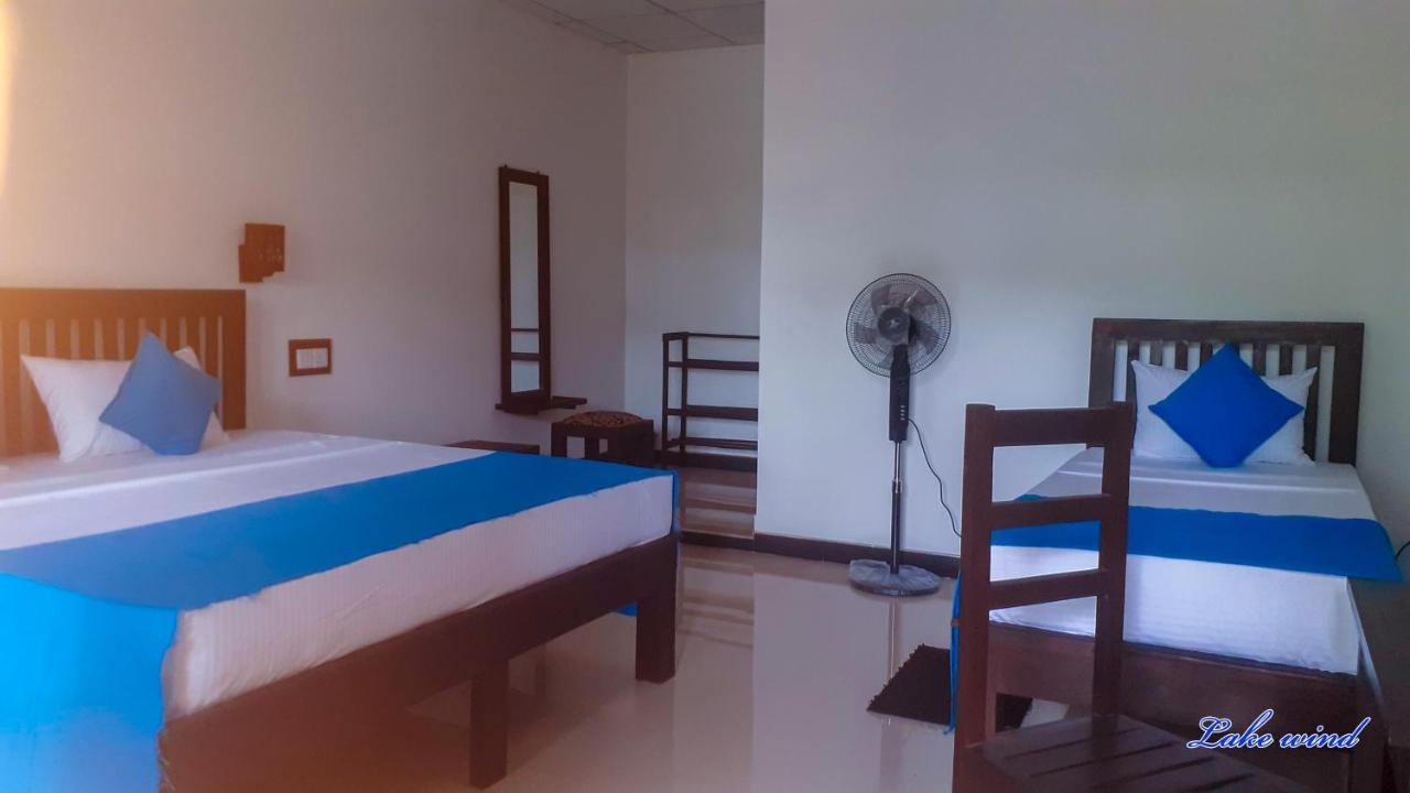 Lake Wind Habarana Exterior foto